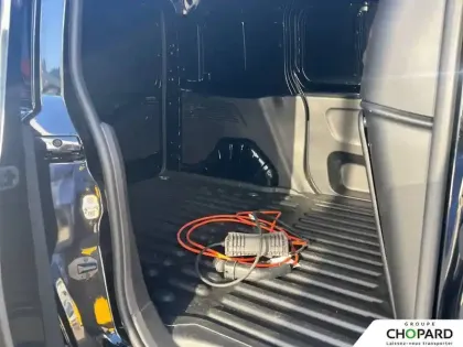 Photo 9 Peugeot Partner E- FOURGON M 800 KG 136 CH BATTERIE 50 KWH