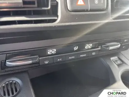 Photo 22 Peugeot Partner E- FOURGON M 800 KG 136 CH BATTERIE 50 KWH