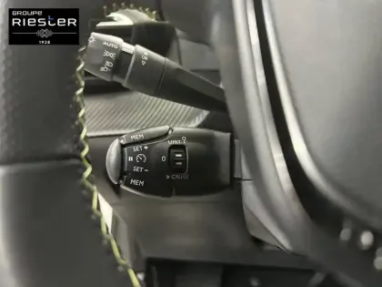 Photo 21 Peugeot 208  Electrique 50 kWh 136ch