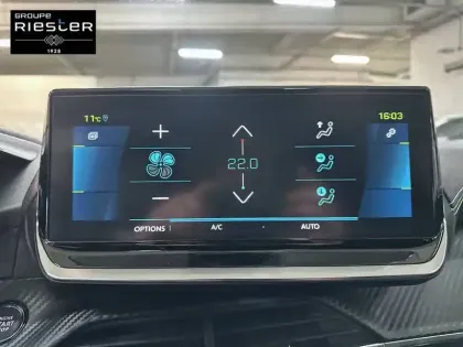 Photo 16 Peugeot 208  Electrique 50 kWh 136ch