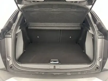 Photo 12 Peugeot 2008  PureTech 100 S&S BVM6