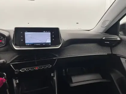 Photo 26 Peugeot 2008  PureTech 100 S&S BVM6