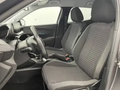 Photo 13 Peugeot 2008  PureTech 100 S&S BVM6