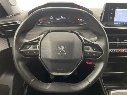 Photo 22 Peugeot 2008  PureTech 100 S&S BVM6