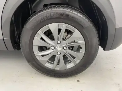 Photo 15 Peugeot 2008  PureTech 100 S&S BVM6