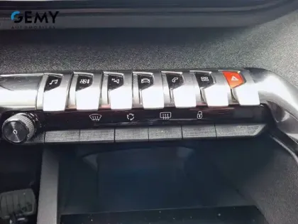 Photo 25 Peugeot 3008  Puretech 130ch S&S EAT8