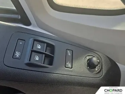 Photo 23 Peugeot Boxer  TOLE 3.3 T L3H2 CABINE APPRO BLUEHDI 140 S&S BVM6