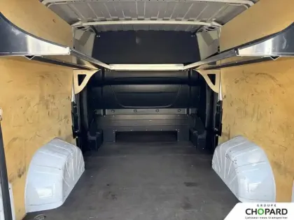 Photo 61 Peugeot Boxer PEUGEOT  CABINE APPROFONDIE 7 PLACES 3.3 T L2H1 140 S&S