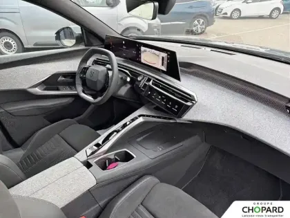 Photo 12 Peugeot 5008  Hybrid 145 ch e-DCS6