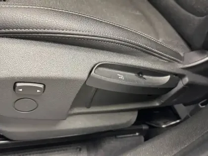 Photo 18 BMW X1  xDrive 25e 220 ch BVA6