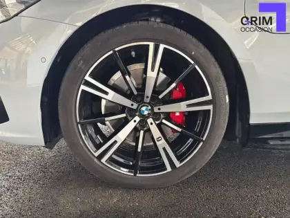 Photo 12 BMW Serie 5 530e xDrive PHEV 299 ch BVA8