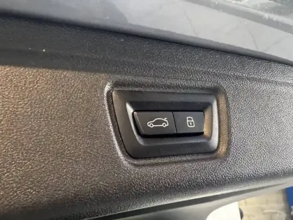 Photo 13 BMW Serie 3 Touring 320d xDrive 190 ch BVA8