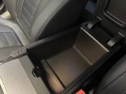 Photo 43 BMW Serie 3 Touring 320d xDrive 190 ch BVA8