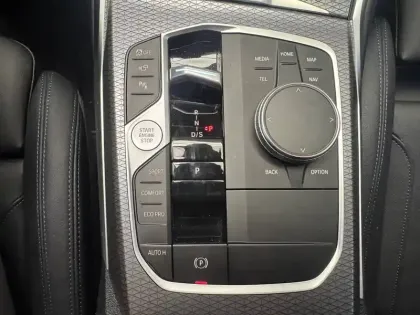 Photo 39 BMW Serie 3 Touring 320d xDrive 190 ch BVA8