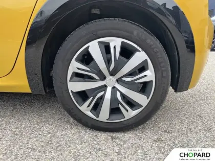 Photo 10 Peugeot 208  Electrique 50 kWh 136ch