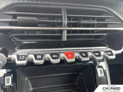 Photo 42 Peugeot 208 Gén. II Ph1 NG Active 5