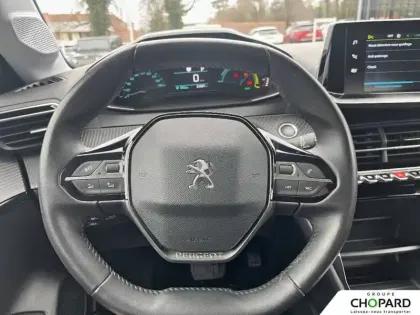 Photo 13 Peugeot 208  Electrique 50 kWh 136ch