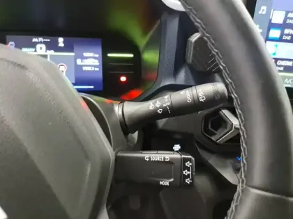 Photo 36 Dacia Duster  Hybrid 140