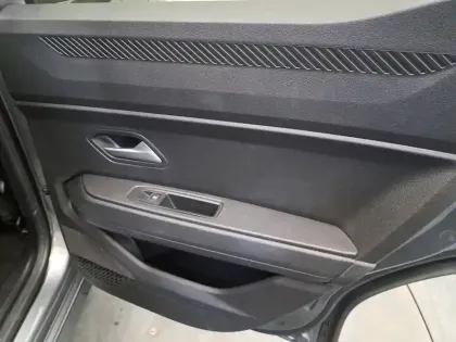 Photo 24 Dacia Duster  Hybrid 140