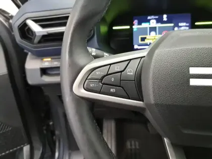 Photo 37 Dacia Duster  Hybrid 140