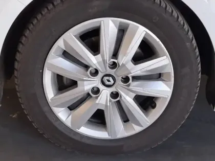 Photo 16 Renault Megane Mégane IV Berline Blue dCi 115 - 21N