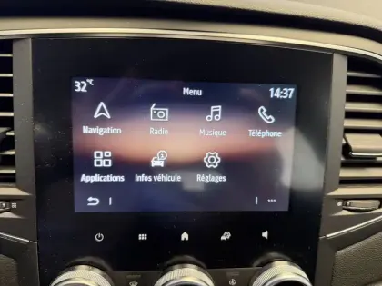 Photo 38 Renault Megane Mégane IV Berline Blue dCi 115 - 21N