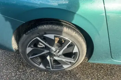 Photo 34 Peugeot 308  SW PureTech 130ch S&S BVM6