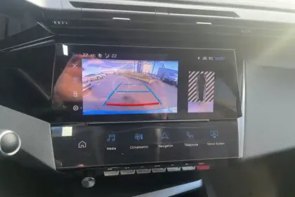 Photo 39 Peugeot 308  SW PureTech 130ch S&S BVM6