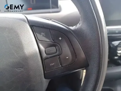 Photo 33 Citroën C4 Gén. I Ph1 NG Feel Edition 5