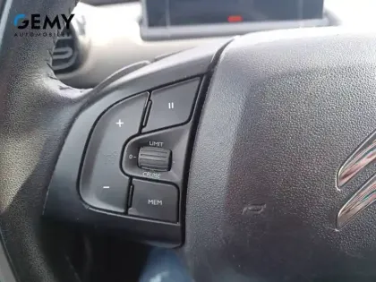 Photo 32 Citroën C4 Gén. I Ph1 NG Feel Edition 5