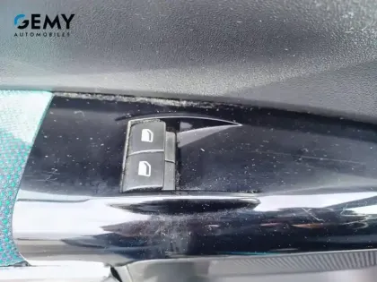 Photo 30 Citroën C4 Gén. I Ph1 NG Feel Edition 5