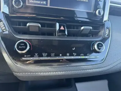 Photo 13 Toyota Corolla  Hybride 122h