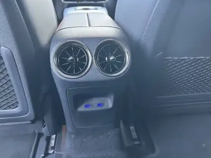 Photo 13 Mercedes CLA  200 8F-eDCT