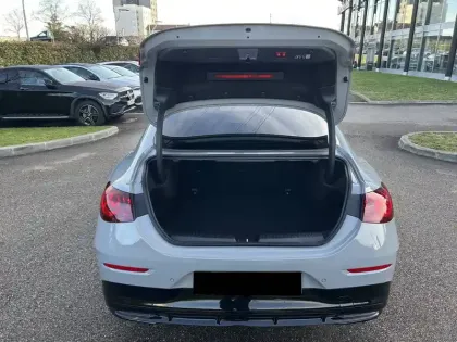 Photo 16 Mercedes CLA  200 8F-eDCT