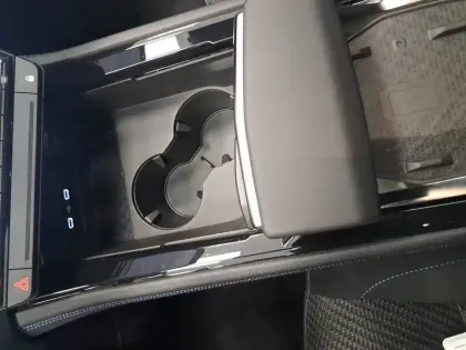 Photo 41 Renault Espace  E-Tech full hybrid 200 GSR2