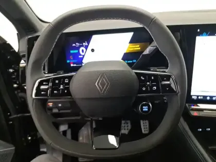 Photo 43 Renault Espace  E-Tech full hybrid 200 GSR2