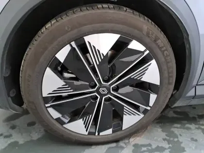 Photo 16 Renault Scenic  E-Tech electrique 220 ch grande autonomie