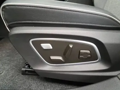 Photo 29 Renault Scenic  E-Tech electrique 220 ch grande autonomie