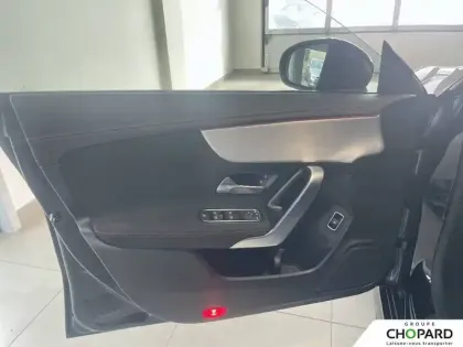 Photo 18 Mercedes CLA  Coupé 180