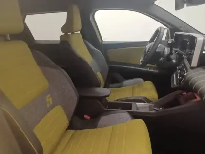 Photo 20 Renault 5 Renault  E-Tech Electrique 10 ch autonomie confort