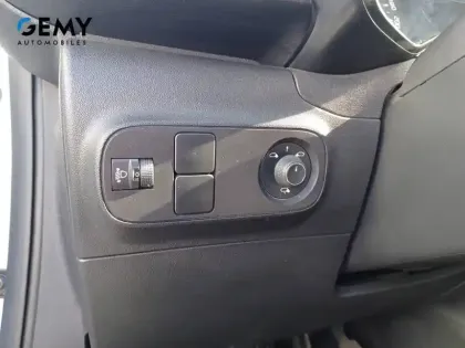 Photo 11 Citroën C3  PureTech 83 S&S BVM5