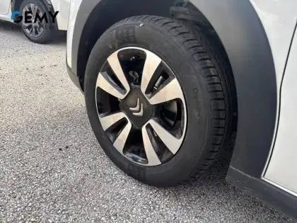 Photo 10 Citroën C3 Gén. III Ph2 Shine 5