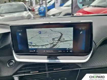 Photo 12 Peugeot 2008  PureTech 130 S&S EAT8