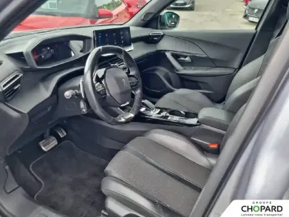 Photo 9 Peugeot 2008  PureTech 130 S&S EAT8