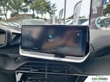 Photo 17 Peugeot 2008  PureTech 130 S&S EAT8