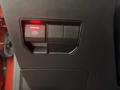 Photo 42 Dacia Duster  Hybrid 140