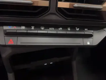 Photo 33 Dacia Duster  Hybrid 140