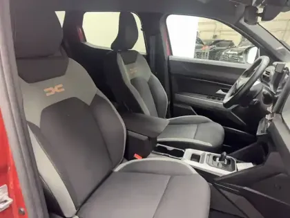 Photo 25 Dacia Duster  Hybrid 140