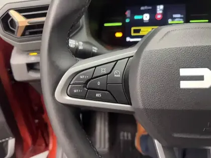 Photo 39 Dacia Duster  Hybrid 140