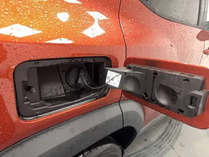 Photo 19 Dacia Duster  Hybrid 140